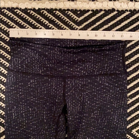 Lululemon Leggings - Picture 6 of 7